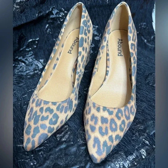 Abound Aubry Block Heel Pump in Leopard Cheetah NWOT Size 6.5 - Picture 3 of 7